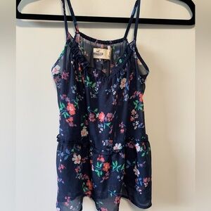 🎄SALE🎄Hollister Lightweight Cami Size Small